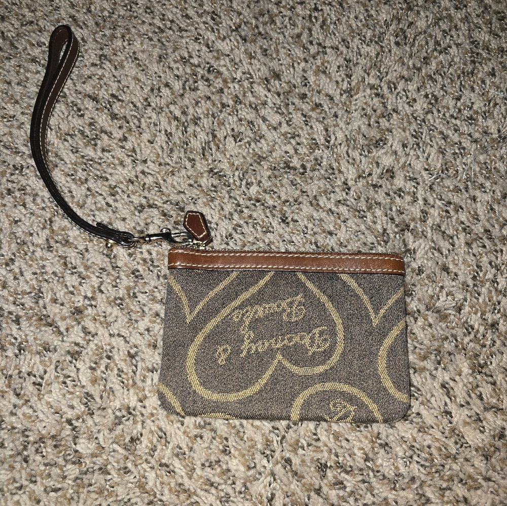 Dooney & Bourke Heart Pattern Wristlet